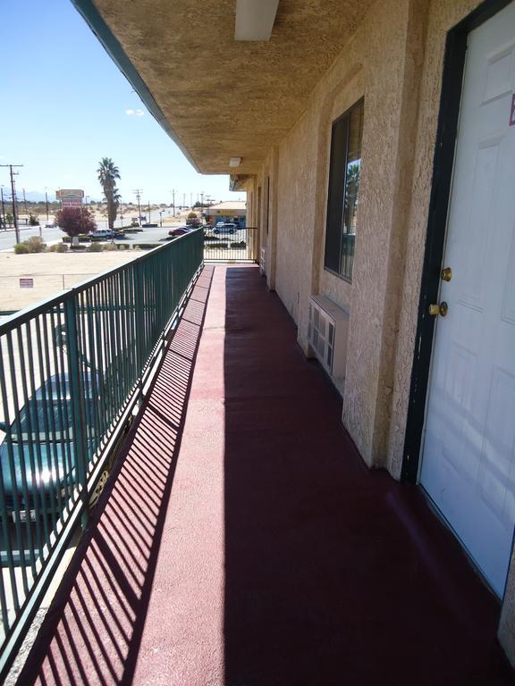 Economy Inn Victorville Εξωτερικό φωτογραφία