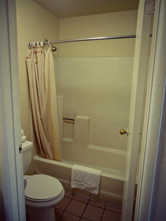 Economy Inn Victorville Δωμάτιο φωτογραφία