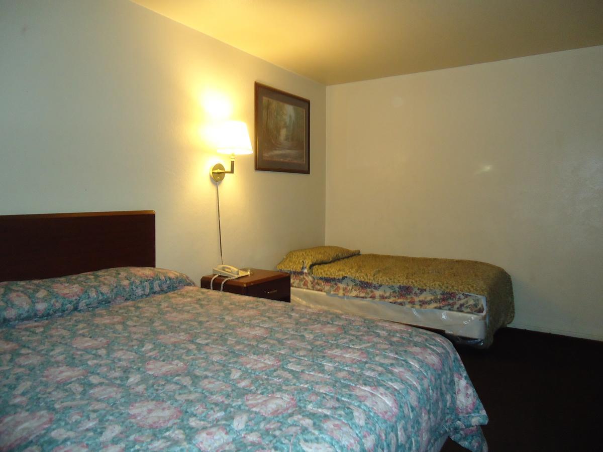 Economy Inn Victorville Δωμάτιο φωτογραφία